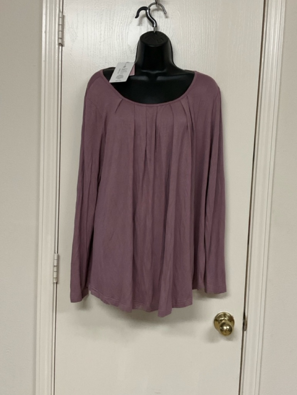 Diliuxing Womens Long-Sleeve Pleated Scoop Neck Top - Mauve